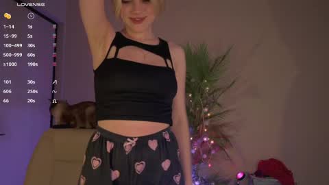 mia_milagros online show from May 27, 2:08 am