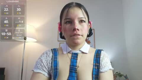 Snapshot of mia_moralez chatting on September 24, 12:12 pm MIA online show from September 24, 12:12 pm