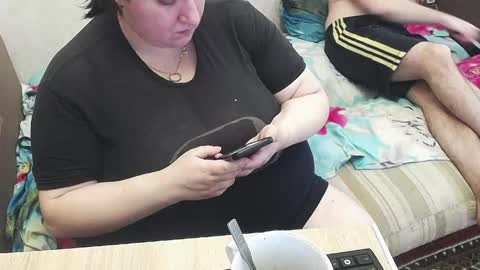 mia_muv online show from May 24, 12:12 pm