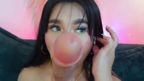 Mia online show from April 21, 2:51 am