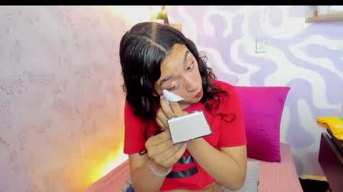 Mia . online show from March 17, 1:16 pm