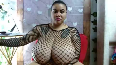 Mia squirt big INDEPENDENT MODEL...ONLYFANS  online show from February 21, 10:40 am