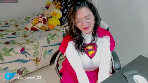 Maria Fernanda online show from May 18, 4:40 am