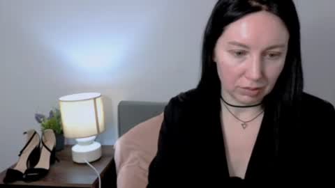 Mia online show from February 26, 6:44 pm