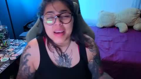 Mia online show from June 4, 1:44 am