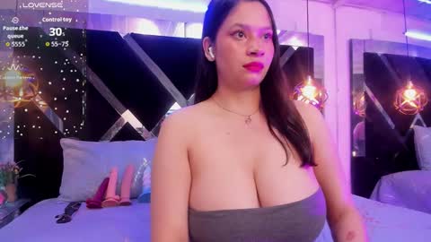 Mia online show from February 1, 2:30 am