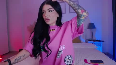 miacute4u online show from April 23, 6:20 pm