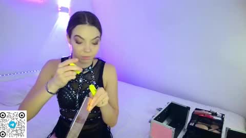 Mia online show from May 15, 1:47 am