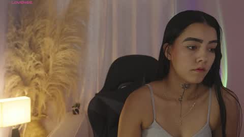 Mia Gomez online show from February 18, 1:22 pm