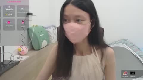 Snapshot of miahchan68 chatting on October 22, 6:53 pm miahchan68 online show from October 22, 6:53 pm
