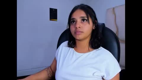 miahsex69 online show from November 29, 8:55 am