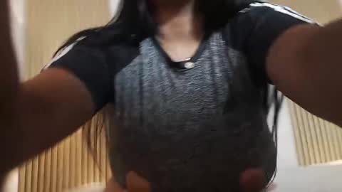 mialane3 online show from May 30, 12:36 pm