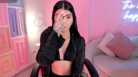 Call me Mia  online show from January 11, 5:19 pm