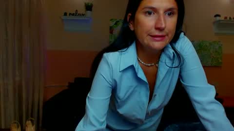 Alianna online show from July 13, 11:25 am