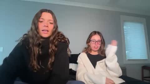 miamoorexo online show from February 9, 5:27 pm