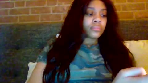 MiaMuffn online show from December 16, 4:57 pm