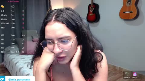 MIAPORTMANN online show from December 9, 12:08 pm