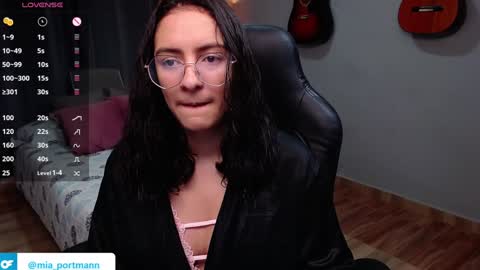 MIAPORTMANN online show from December 1, 9:39 pm