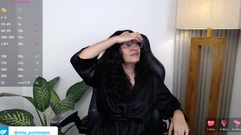 MIAPORTMANN online show from March 17, 12:32 pm