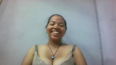 miarii online show from April 16, 4:45 am