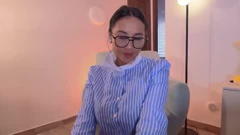 My name is Mia  Please say hello I like to chat with you. If you have requests or dirty talk please use tip online show from September 18, 1:04 pm