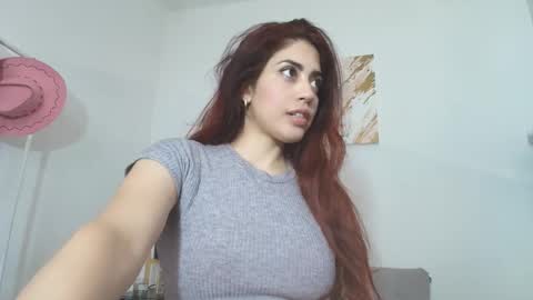 miasilva1 online show from December 20, 8:27 pm