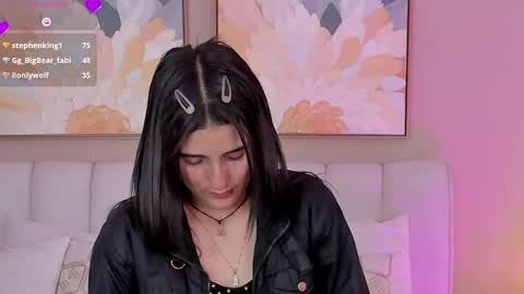 Mia online show from April 21, 1:42 am