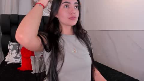 miavelvet1 online show from February 12, 2:48 am