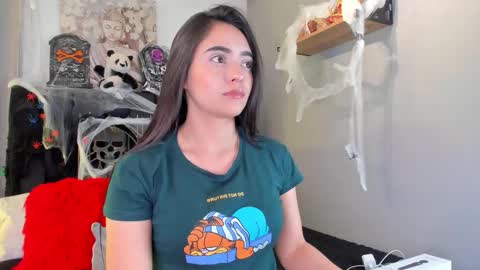 miavelvet1 online show from October 29, 2:57 am