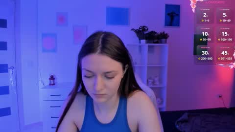 Mia online show from December 18, 6:41 am