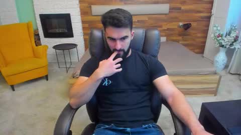 MicahLane online show from November 16, 6:04 am