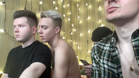 Snapshot of michael_sexdevil chatting on February 2, 6:42 pm michael_sexdevil online show from February 2, 6:42 pm