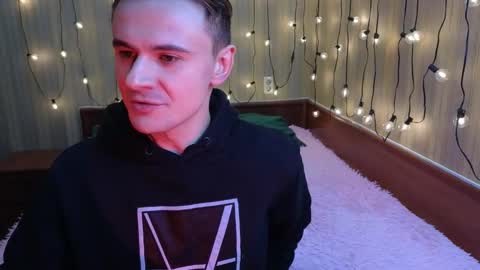 Snapshot of michael_sexdevil chatting on October 12, 7:27 pm michael_sexdevil online show from October 12, 7:27 pm