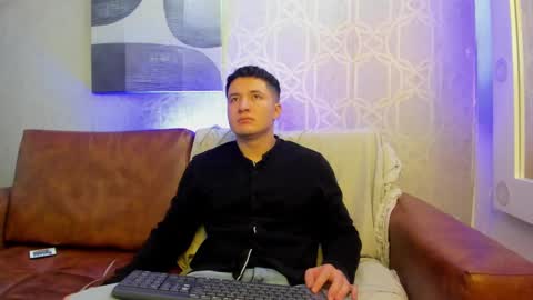 MichaelConnor  online show from March 1, 12:45 pm