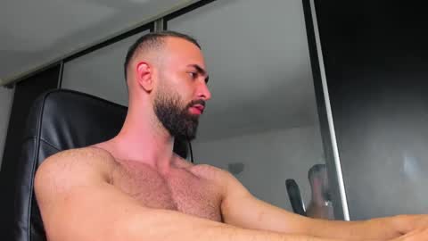 Snapshot of michaelevansx chatting on March 8, 2:12 am MichaelEvansx online show from March 8, 2:12 am