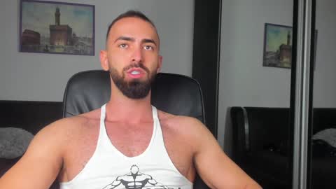 Snapshot of michaelevansx chatting on January 10, 3:06 pm MichaelEvansx online show from January 10, 3:06 pm