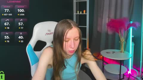 michele_mack online show from February 20, 5:55 am