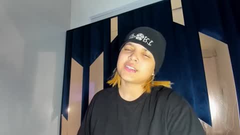 michell_rs online show from November 26, 2:53 am