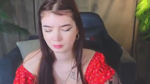 Michelle online show from May 24, 10:49 pm