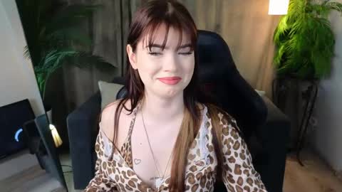 Michelle online show from May 17, 9:24 pm