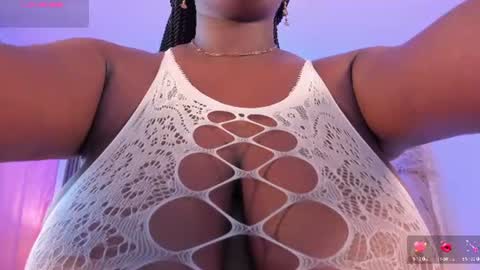michellepreston_ online show from June 20, 12:11 pm