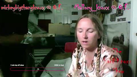 Snapshot of mickey85knoxx chatting on October 24, 1:50 am mickey85knoxx online show from October 24, 1:50 am