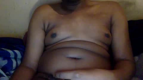 Snapshot of mickkzzx chatting on December 28, 3:59 pm mickkzzx online show from December 28, 3:59 pm