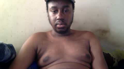 Snapshot of mickkzzx chatting on March 3, 3:32 pm mickkzzx online show from March 3, 3:32 pm