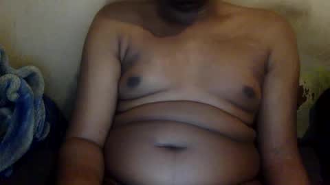 Snapshot of mickkzzx chatting on December 29, 4:05 am mickkzzx online show from December 29, 4:05 am