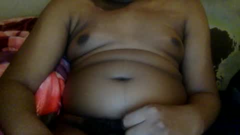 Snapshot of mickkzzx chatting on October 18, 5:39 pm mickkzzx online show from October 18, 5:39 pm