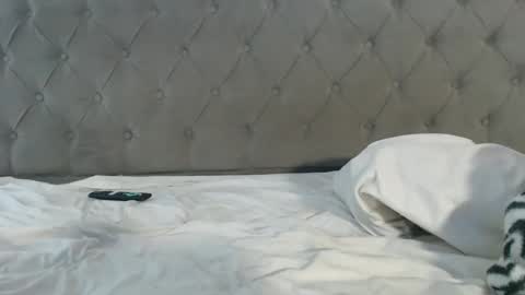 mickystrumia online show from February 15, 7:23 pm