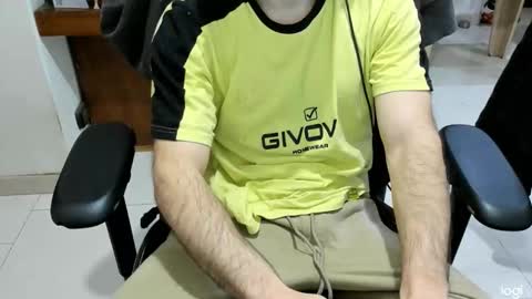 microfama00 online show from March 15, 2:38 am