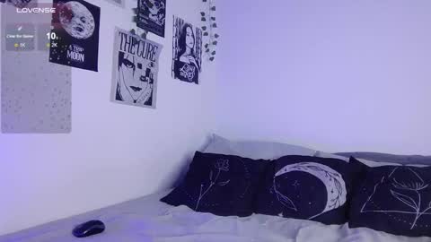 Nana online show from March 2, 10:49 pm