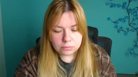 Mariana online show from May 15, 5:49 am